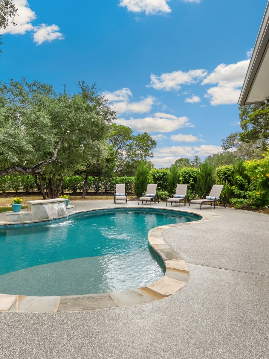 Pool deck
